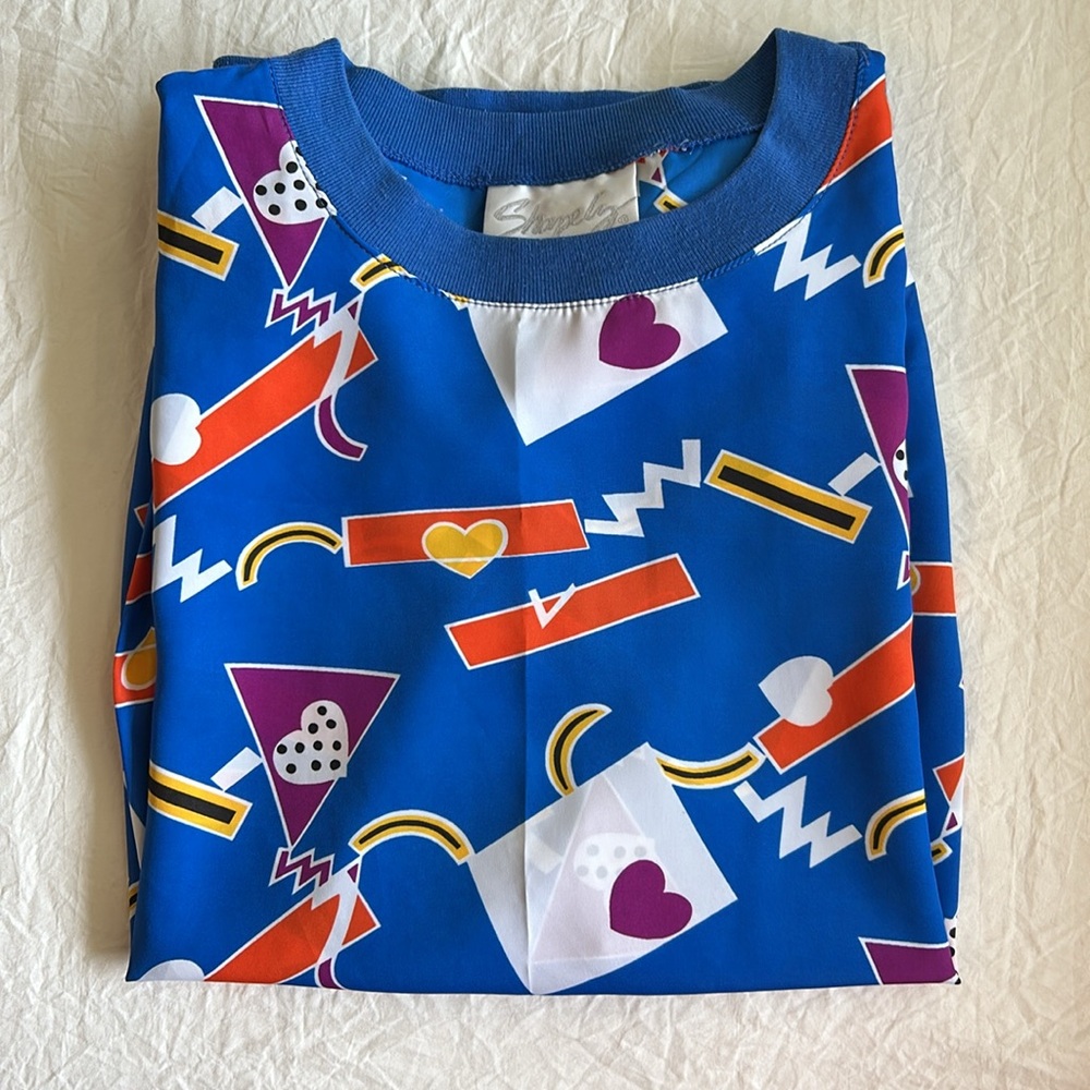 80's Vintage blue abstract/geometric long sleeve silky soft Sharpely Top